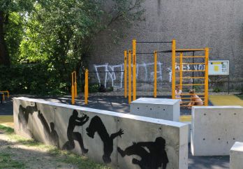 Połączenie street workout parku i parkour parku w Katowicach - FlowParks 